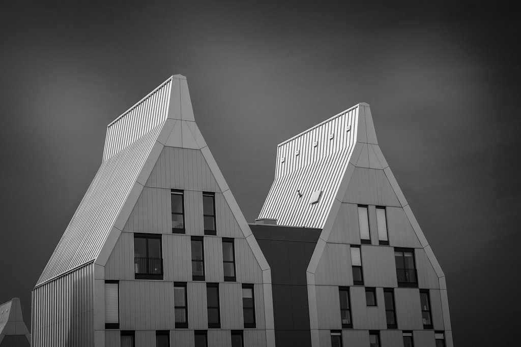 Nieuwe moderne appartementen bij de haven